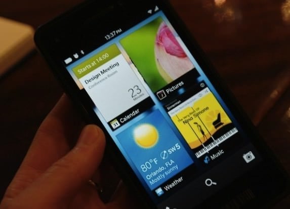 Blackberry 10 home screen