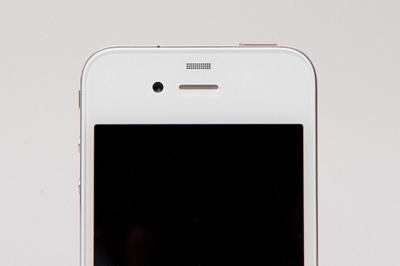 iphone 4 white back. Gallery: White iPhone 4