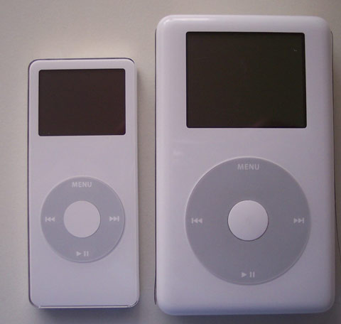 iPod nano next to iPod color