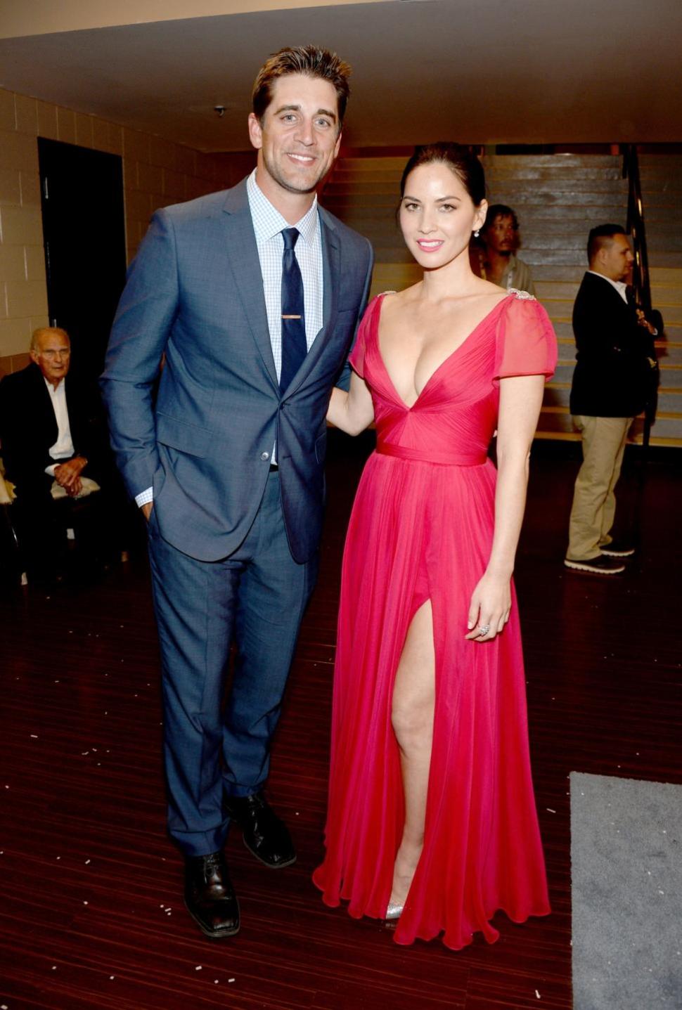 Olivia Munn Dating Nfl Star Aaron Rodgers Vip Breakdown