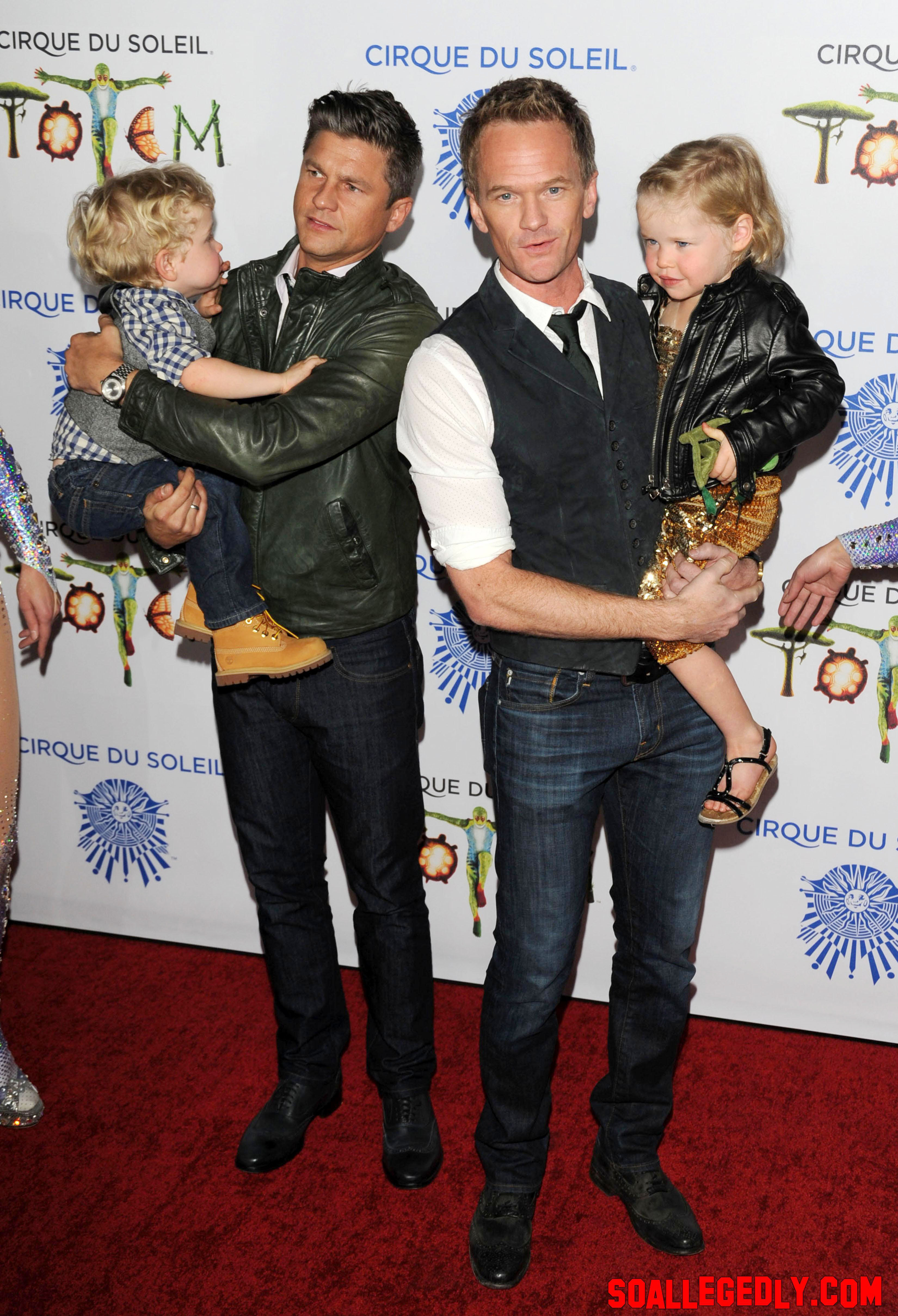 David Burka and Neil Patrick Harris with their kids