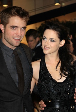 Robert Pattinson and Kristen Stewart