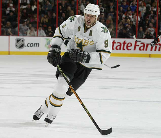 Mike Modano signs with Dallas Stars, retires EndScore