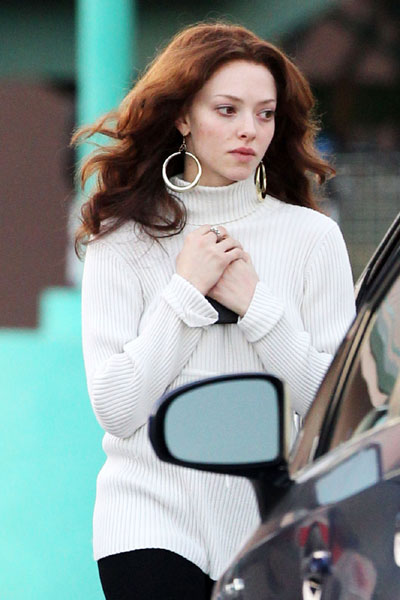 Amanda Seyfriend on the set of 'Lovelace'