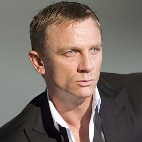 Daniel Craig