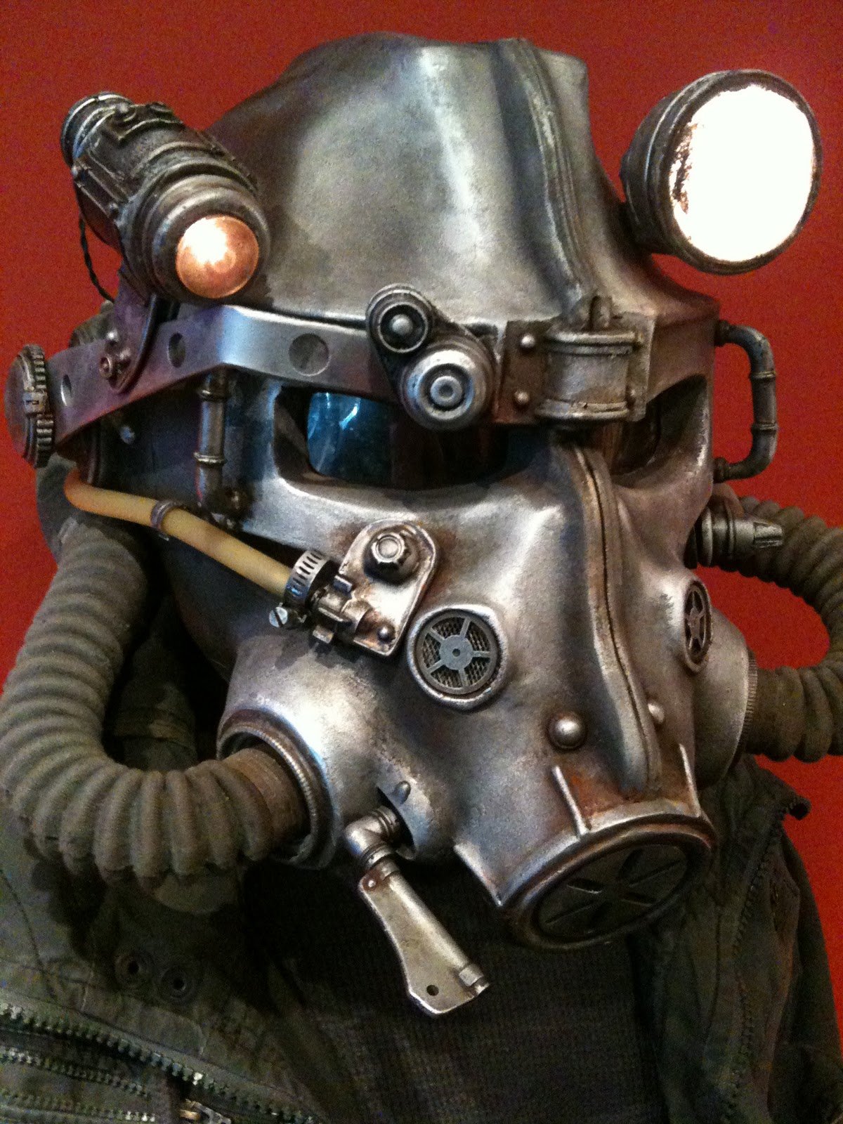 real fallout 3 helmet