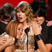 Taylor Swift at the 43rd annual CMA Awards