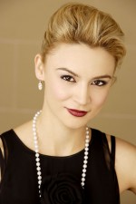 Dirty Sexy Money, Samaire Armstrong