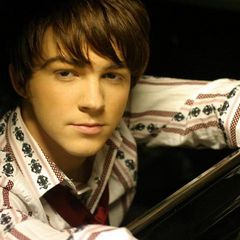 Drake Bell