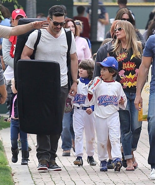 Eddie Cibrian with his sons and Leann Rimes