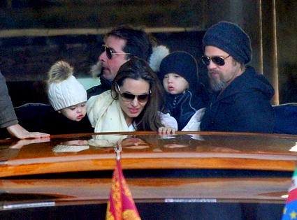 Jolie-Pitt Twins in Venice